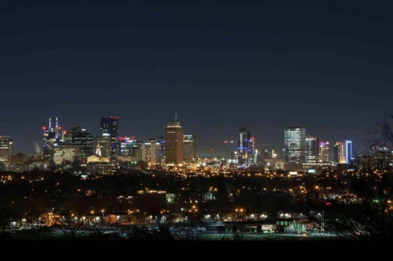 Luxury Four-Story Home, Rooftop Deck With Views, Pingpong! Sleeps 12! Nashville Exteriér fotografie